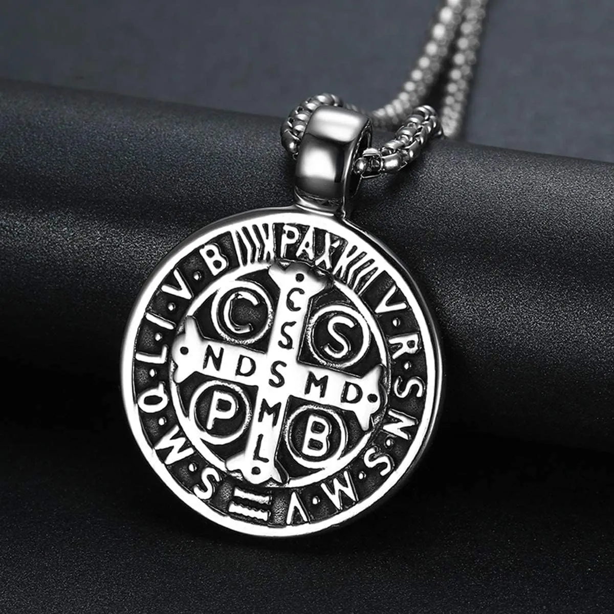 Mens Stainless Steel St Benedict Medal Necklace,Silver Catholic Medalla Cross Demon Protection Roman Exorcism Pendant Ghost Hunter,Medalla De San Benito Medalla
